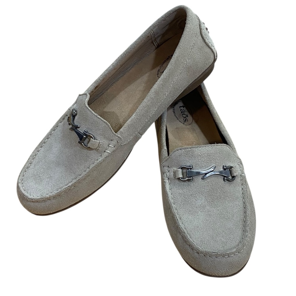 Taos Footwear Gray Loafers